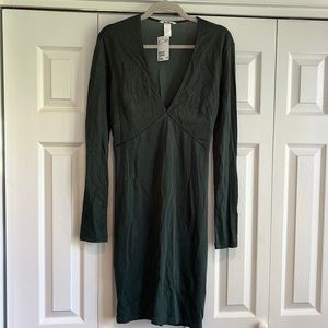 New with Tags Ivy Green long Sleeve Cocktail Dress